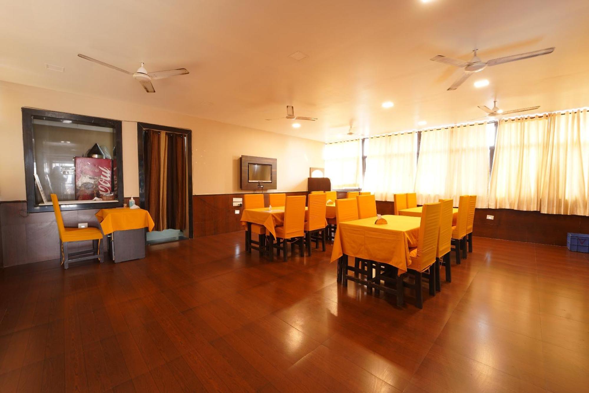 Fabhotel Ocean View Apartment - Nr Dabolim Airport Old Goa Bagian luar foto